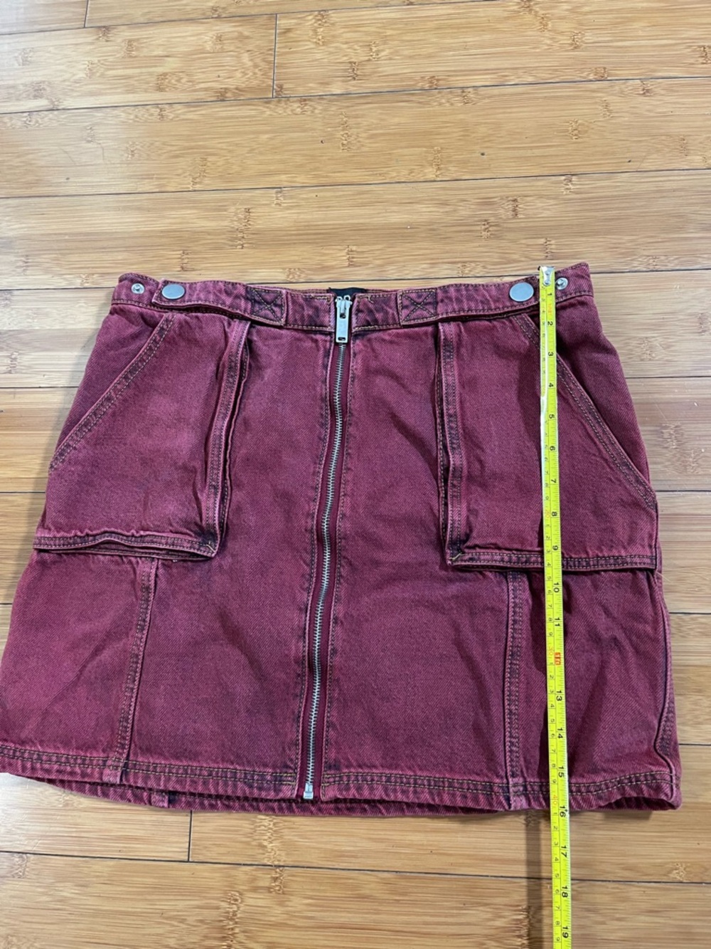 BDG Urban Outfitters Stone Wash Utility Chic Denim Berry Front-Zip Mini Skirt - Picture 10 of 10